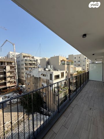 הרב יצחק ידידיה פרנקל 67