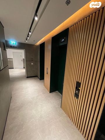 דירה, יעקב פיכמן, ח-501, חולון