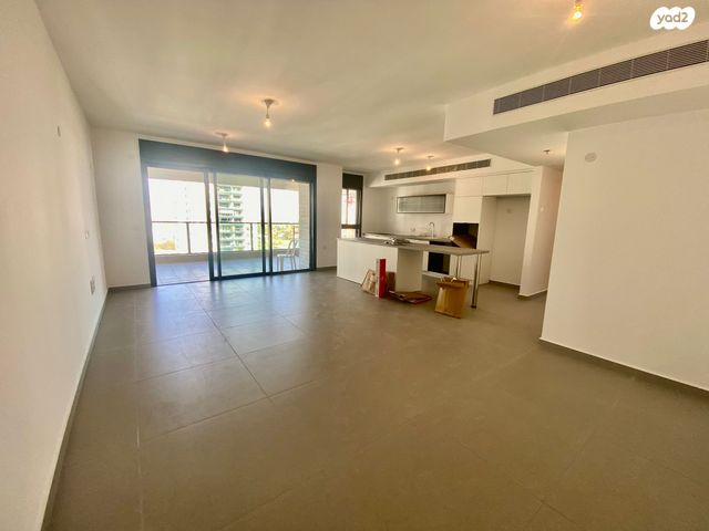 דירה, יונה וולך 7, גרין פארק החדשה, הוד השרון