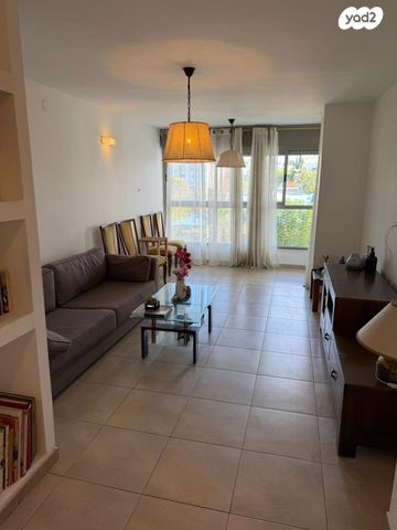 דירה, נווה דוד רמז, רעננה