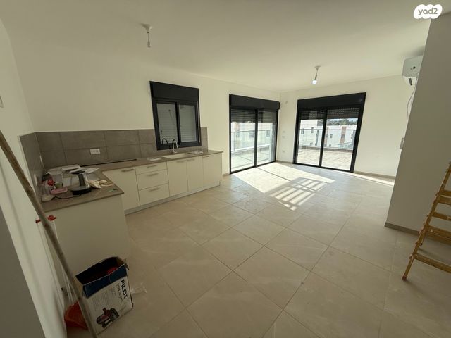 דירה, לשם 33, שאר העיר, אריאל