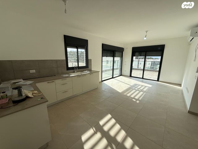 דירה, לשם 33, שאר העיר, אריאל