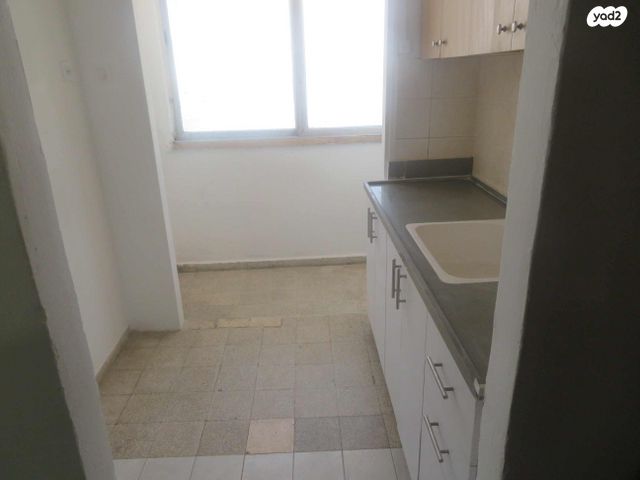 דירה, אליהו הנביא 12, הנביאים, קרית גת