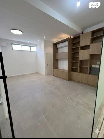 דוד סחרוב 17