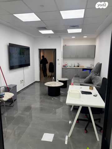 הרב ניסנבאום 37