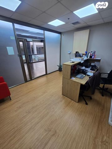 משרדים, יוסף לישנסקי 27, מב"ת מערב, אזור תעשייה חדש, ראשון לציון