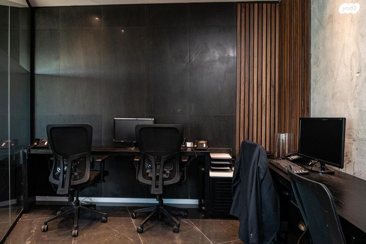 משרדים, דרך מנחם בגין, מונטיפיורי, הרכבת, תל אביב יפו