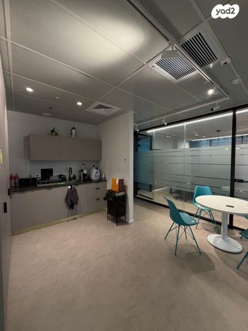 משרדים, תוצרת הארץ, פתח תקווה