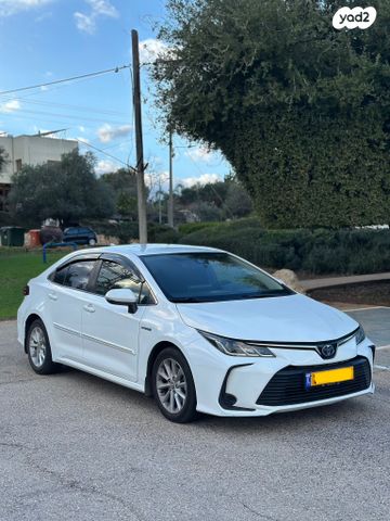מודעת רכב טויוטה קורולה