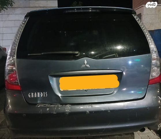 מודעת רכב מיצובישי גרנדיס