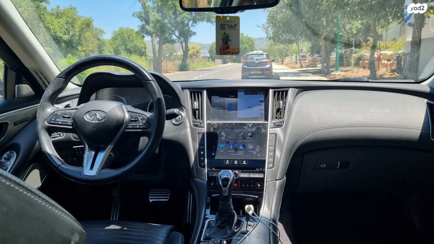 אינפיניטי Q50