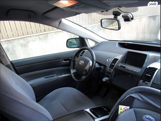 מודעת רכב טויוטה פריוס