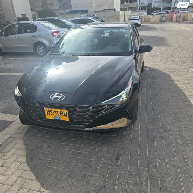 יונדאי אלנטרה