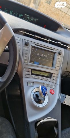 מודעת רכב טויוטה פריוס