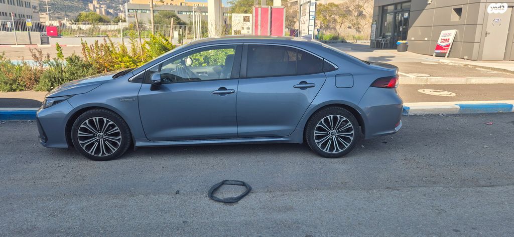 מודעת רכב טויוטה קורולה