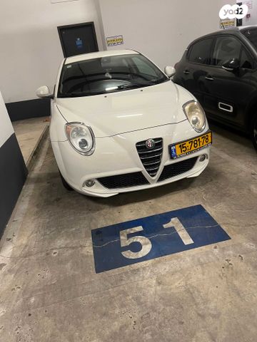 אלפא רומיאו מיטו