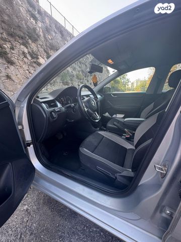 סקודה ראפיד