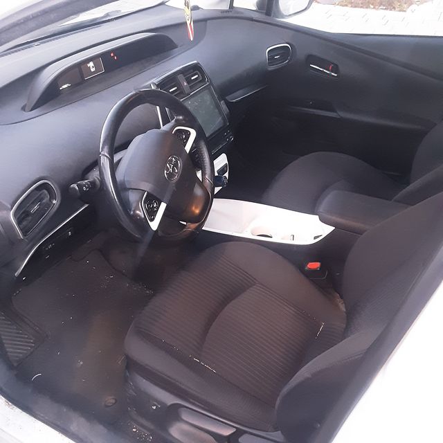 מודעת רכב טויוטה פריוס