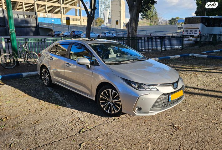 טויוטה קורולה