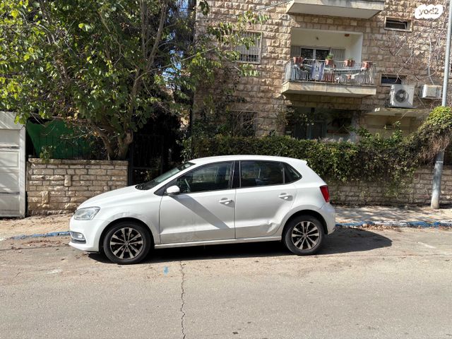 פולקסווגן פולו 