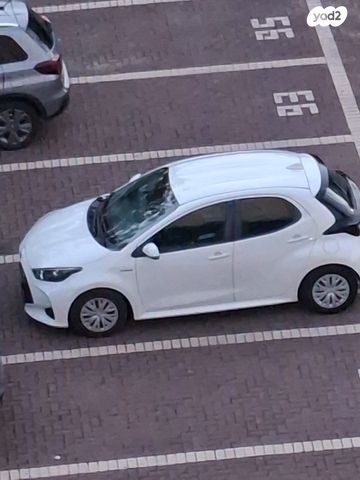 מודעת רכב טויוטה יאריס