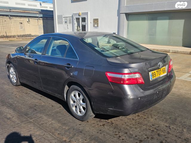 מודעת רכב טויוטה קאמרי