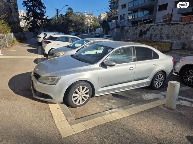 מודעת רכב פולקסווגן ג'טה 