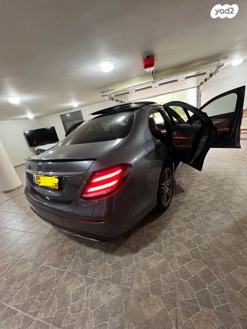 מודעת רכב מרצדס-בנץ E-class