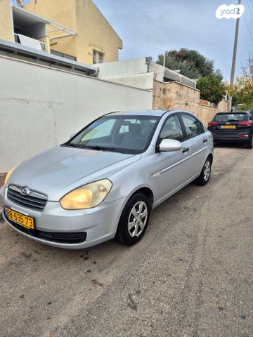 יונדאי אקסנט i25