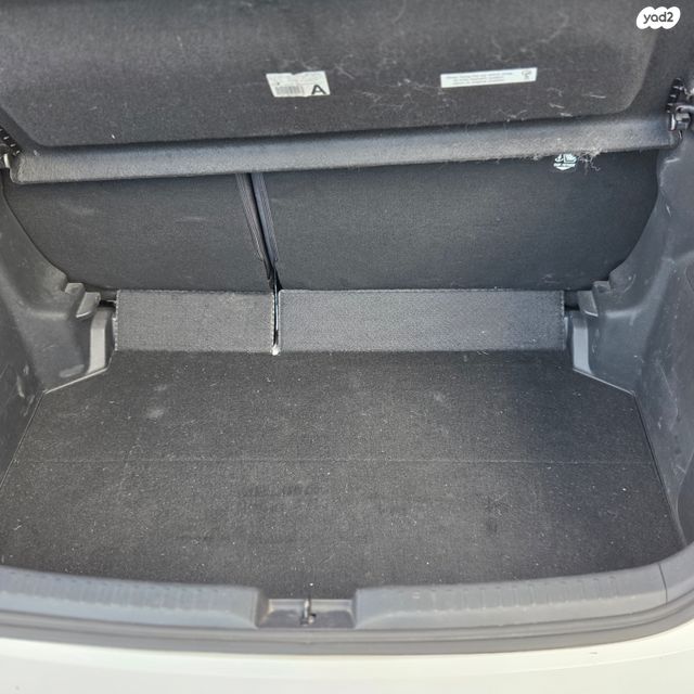 טויוטה יאריס