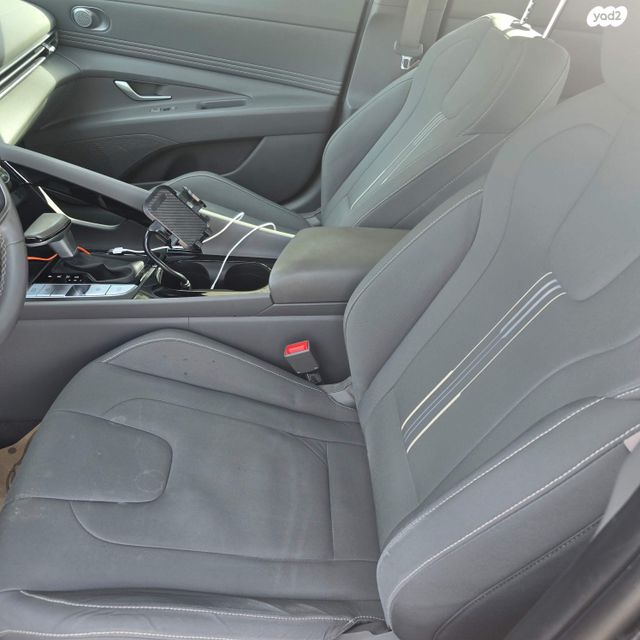 יונדאי אלנטרה