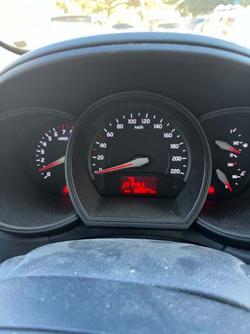 מודעת רכב קיה ריו