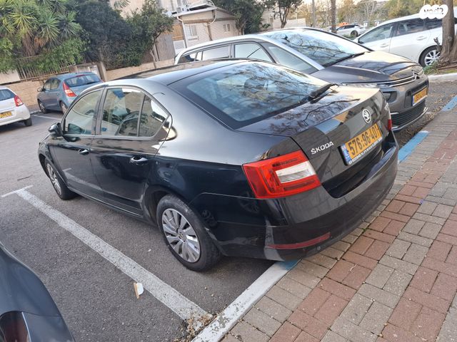 סקודה אוקטביה 