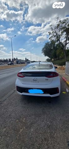 יונדאי איוניק