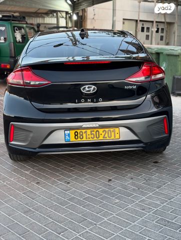 יונדאי איוניק