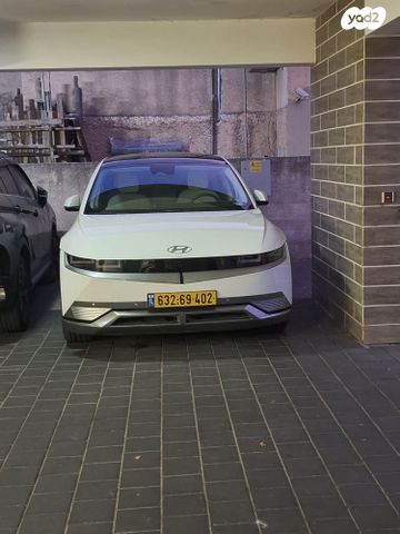 יונדאי איוניק 5