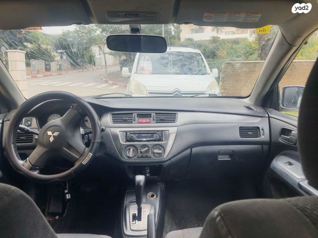 מודעת רכב מיצובישי לנסר