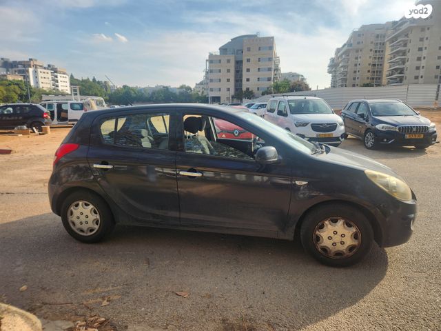 מודעת רכב יונדאי i20