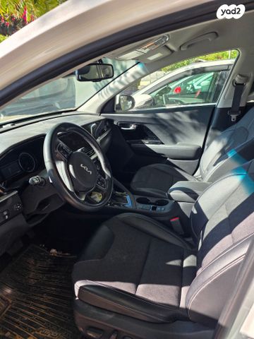 קיה נירו פלוס