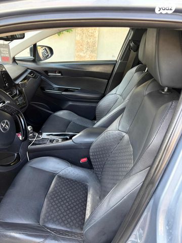 טויוטה C-HR