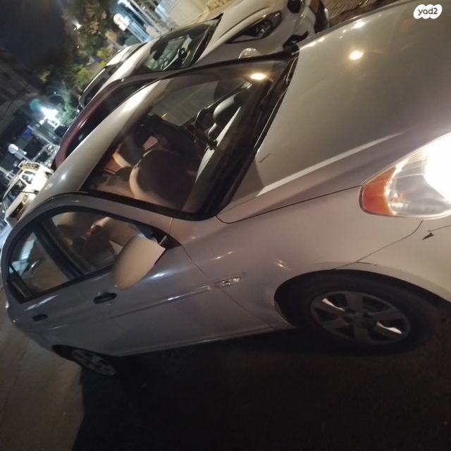 יונדאי אקסנט i25