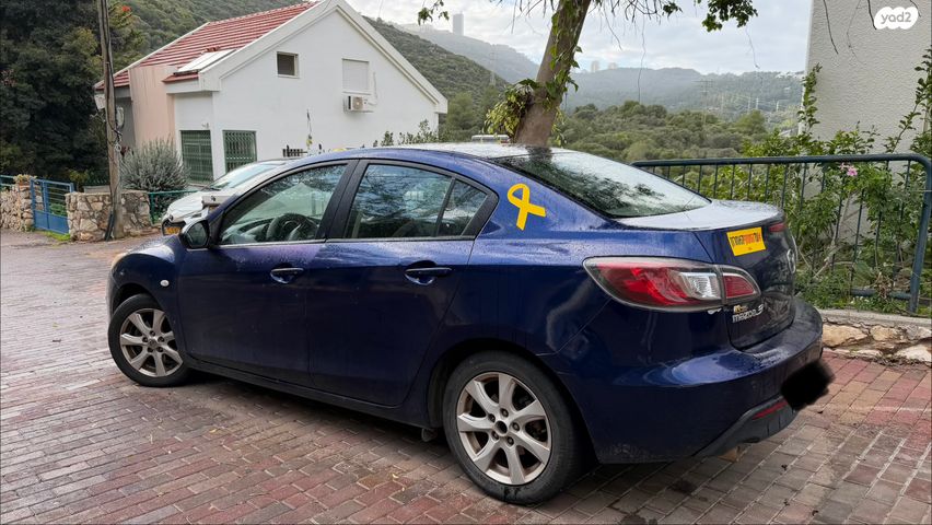 מודעת רכב מאזדה 3