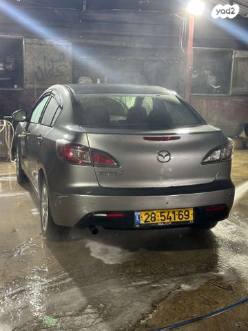 מאזדה 3