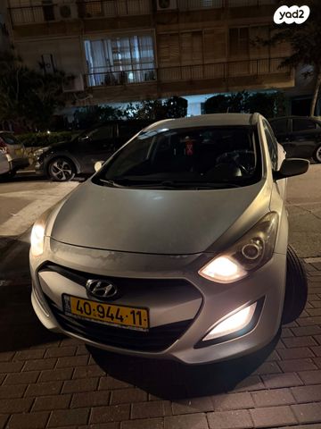 יונדאי i30