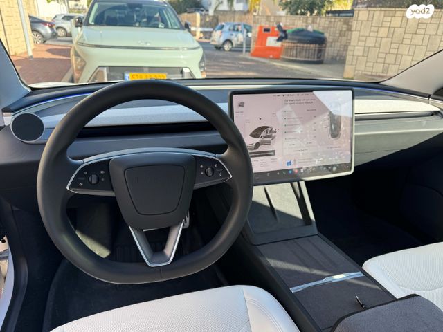 מודעת רכב טסלה מודל 3