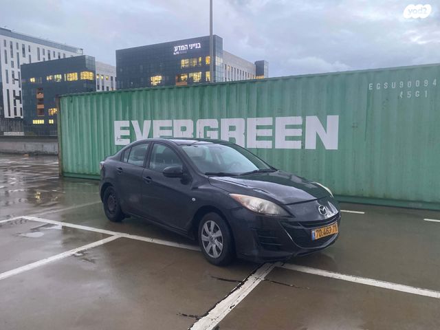מאזדה 3
