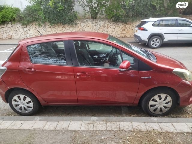 מודעת רכב טויוטה יאריס