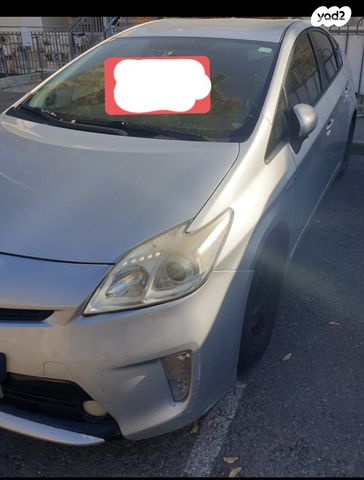 מודעת רכב טויוטה פריוס