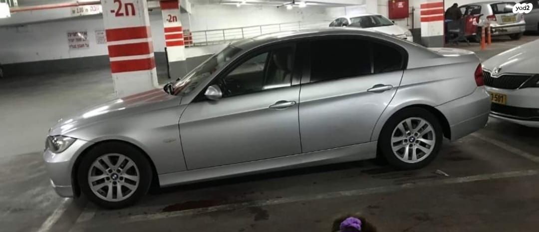 מודעת רכב ב מ וו סדרה 3