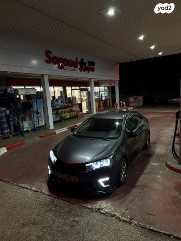 טויוטה קורולה